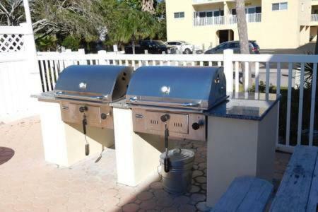Townhouse At San Remo Διαμέρισμα Clearwater Beach Εξωτερικό φωτογραφία